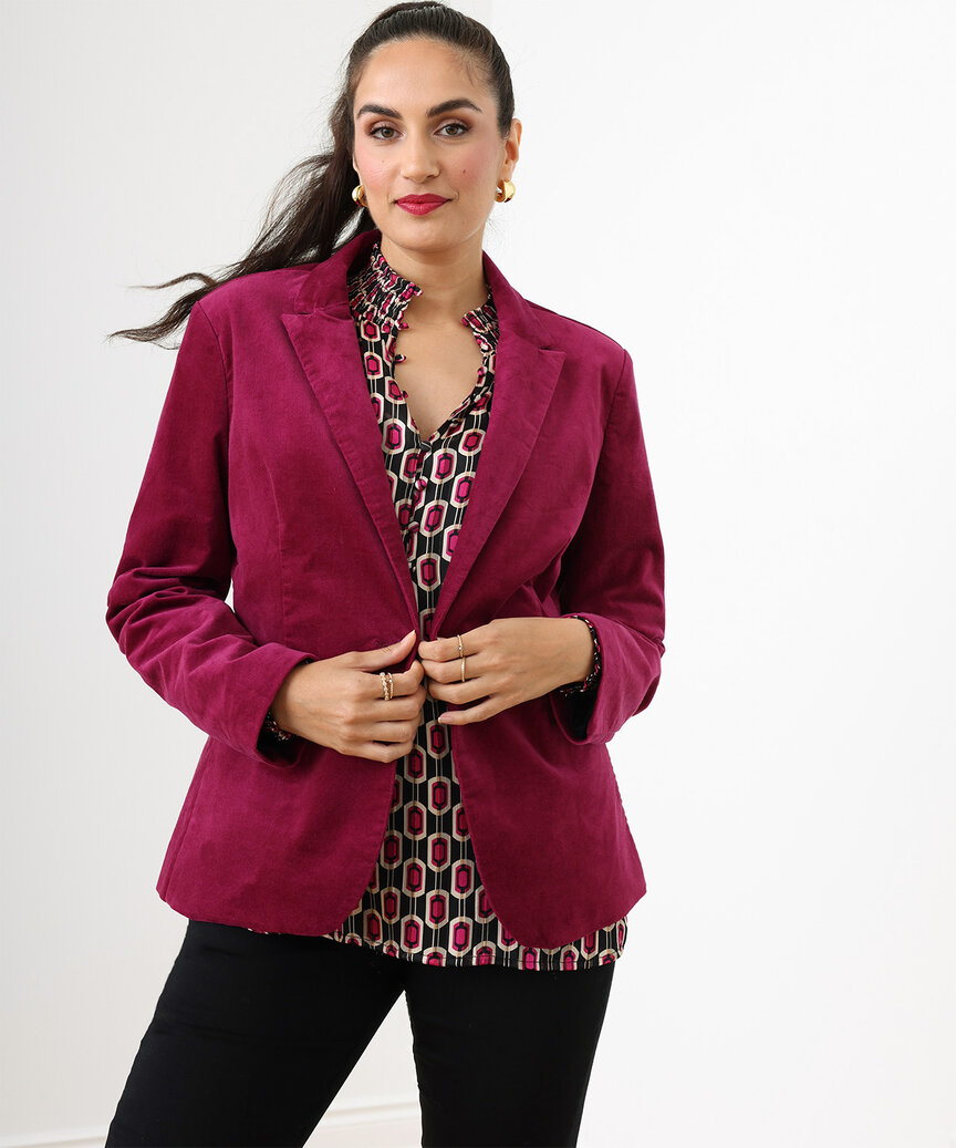 Plus-Size Velvet Jackets & Blazers Shopping Guide  Velvet clothes, Velvet  blazer women, Blazer outfits for women