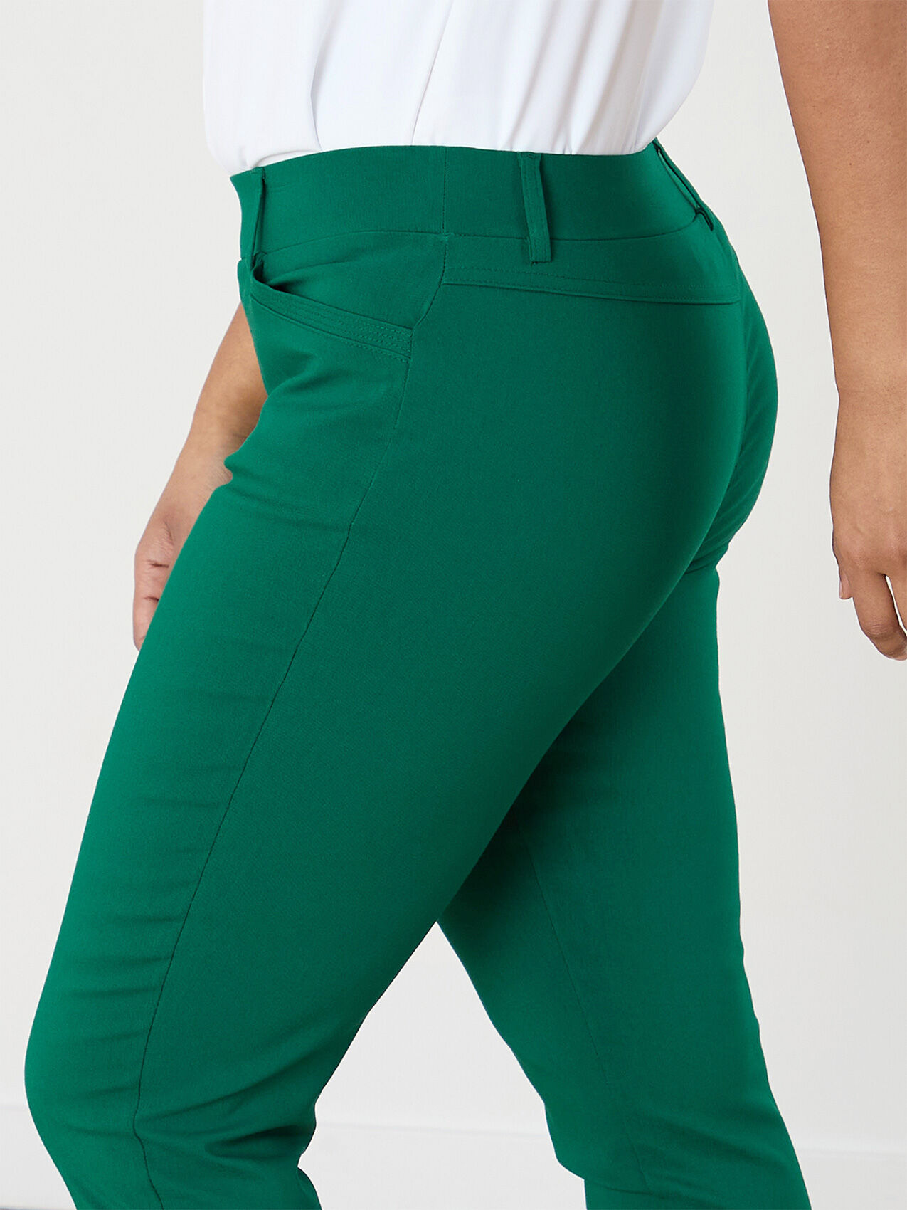 Petite Emily Slim Capris Microtwill