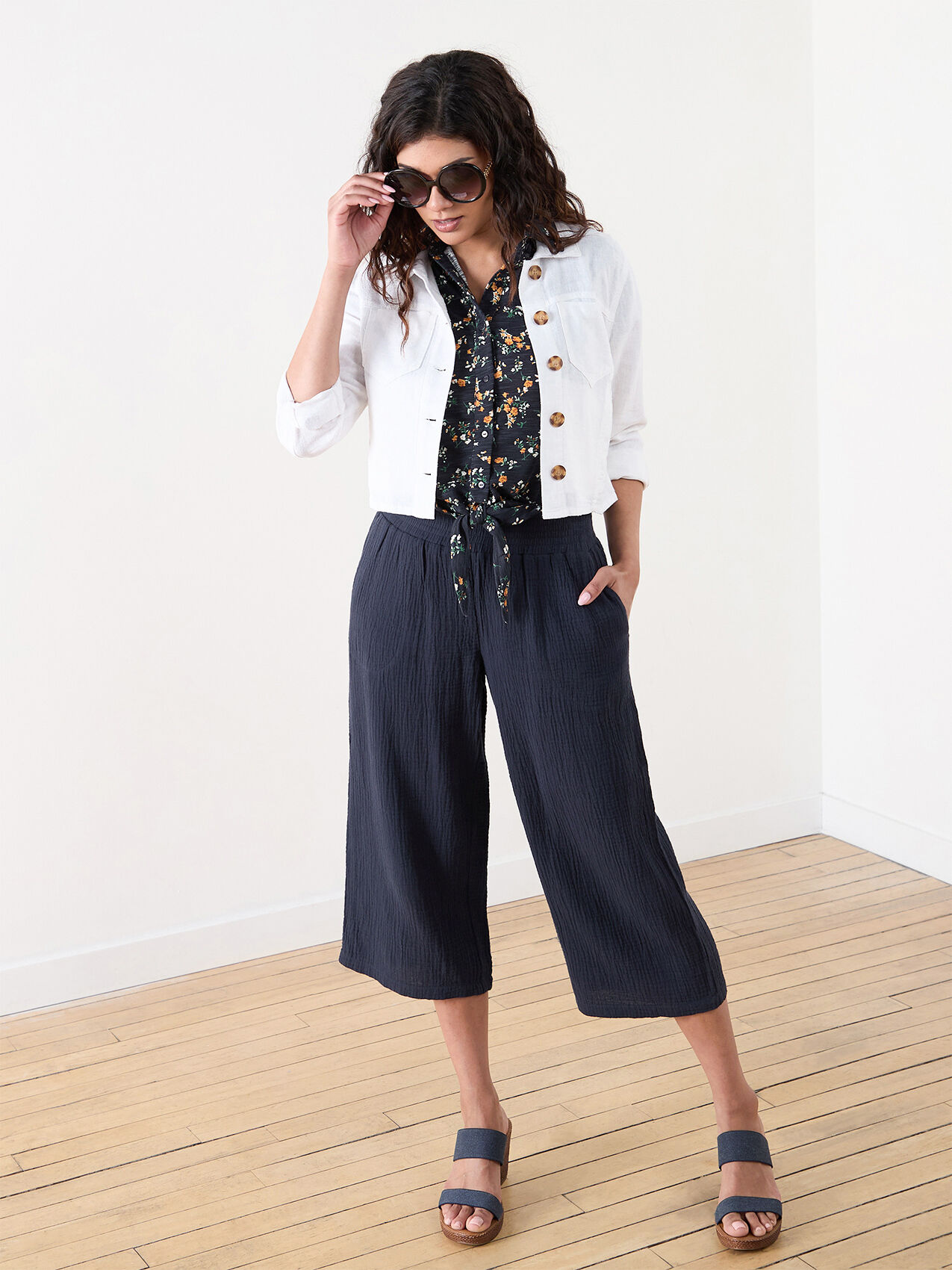 Cropped Pull On Crinkle Pants