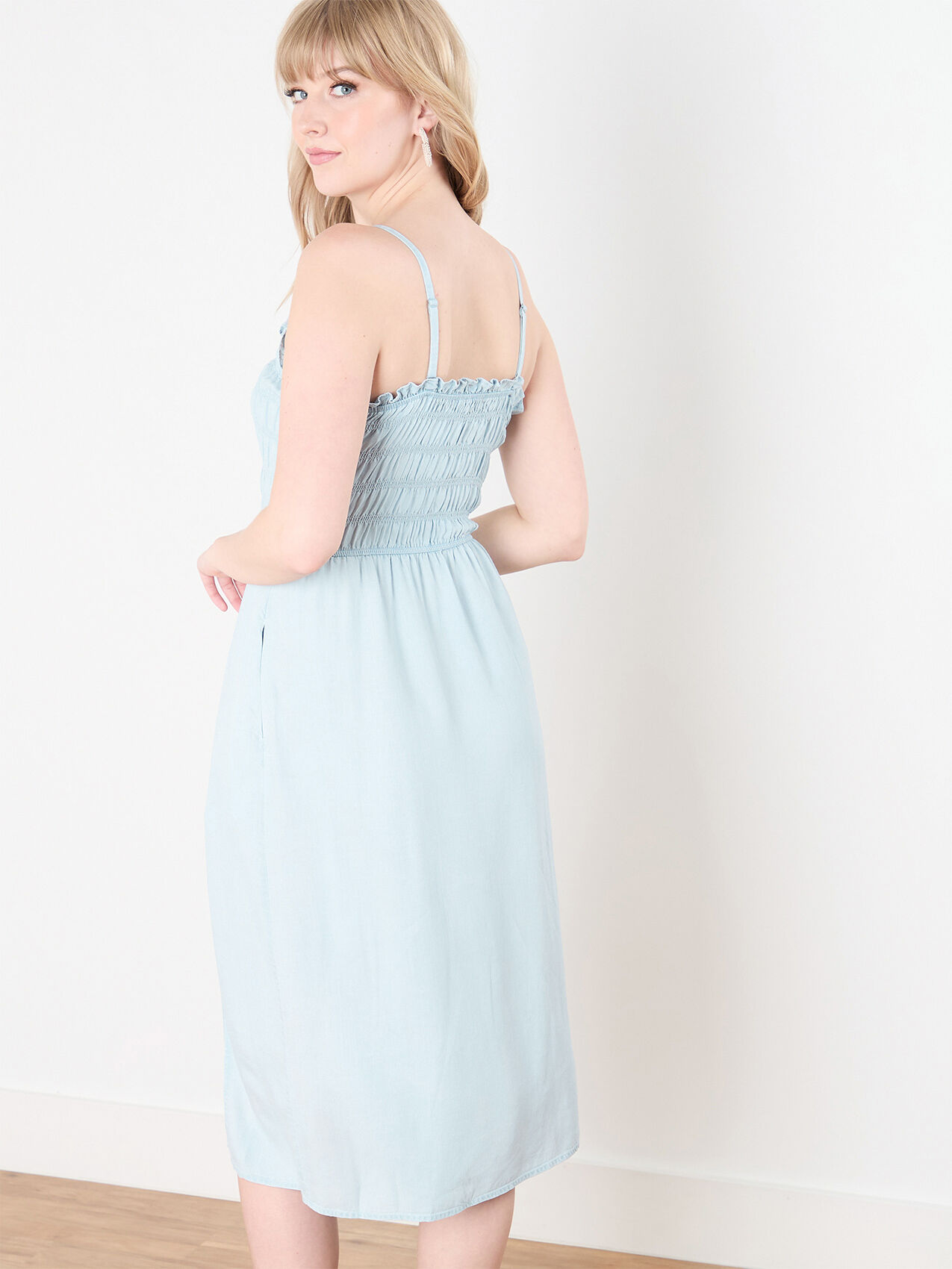 Smocked Sleeveless Medium Blue Midi Dress