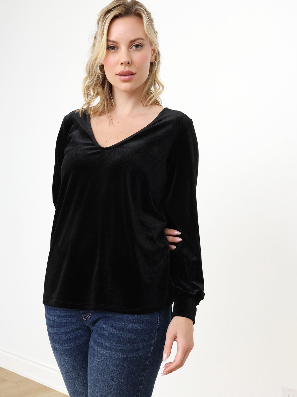 Petite Long Sleeve Velvet V-Neck Top