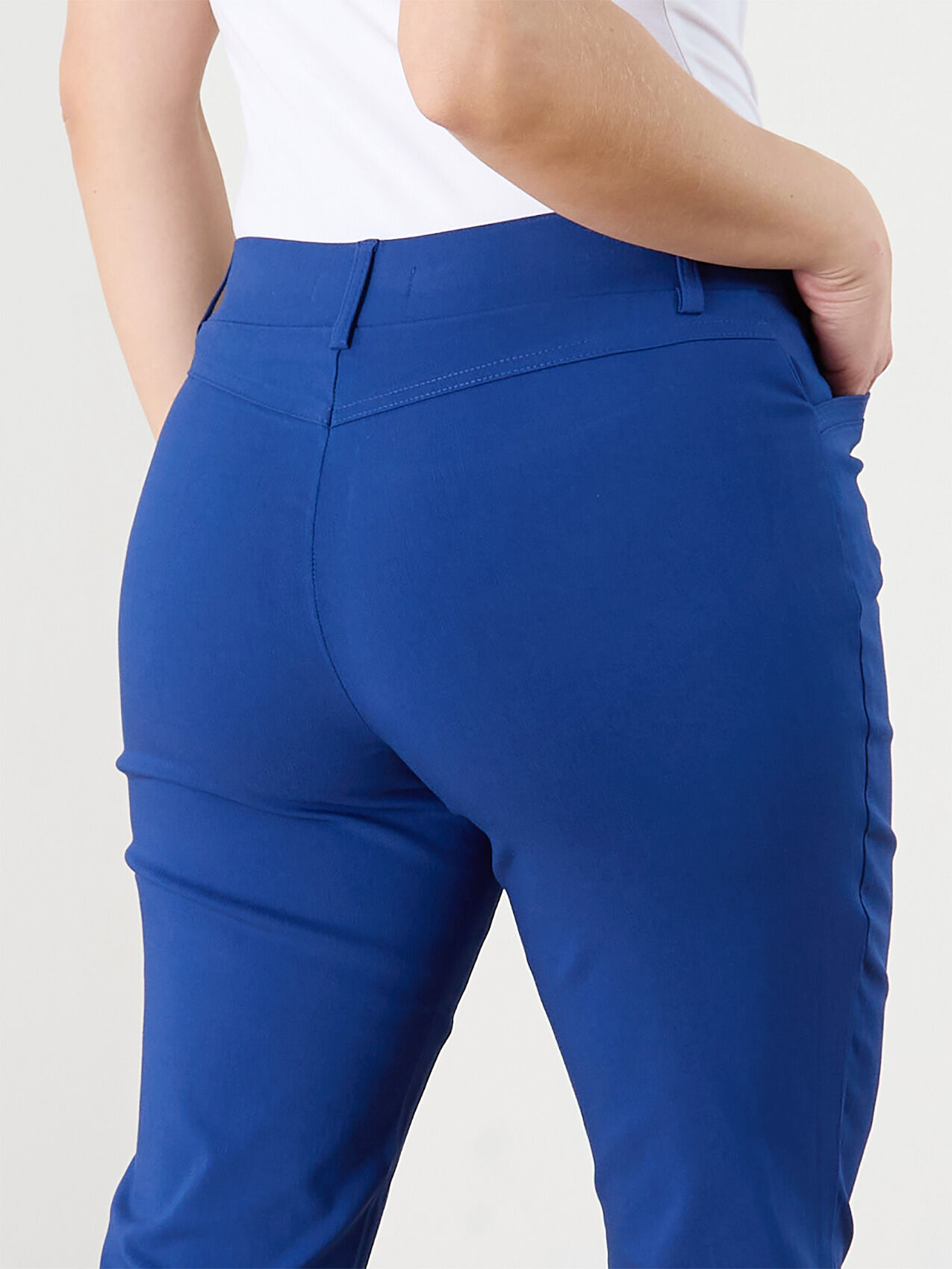 Emily Slim Microtwill Capri