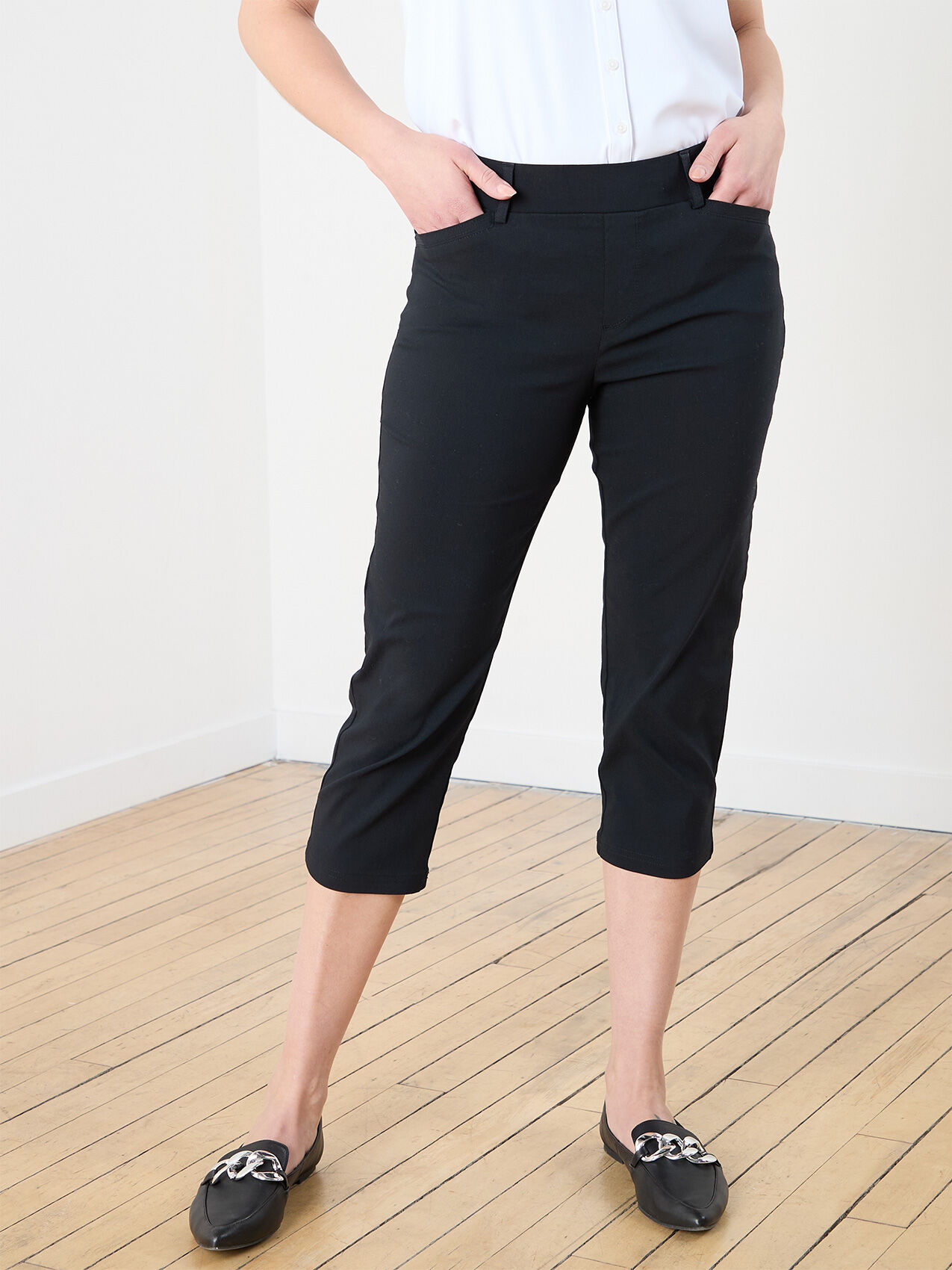 Women's Petite Bottoms at Cleo Canada