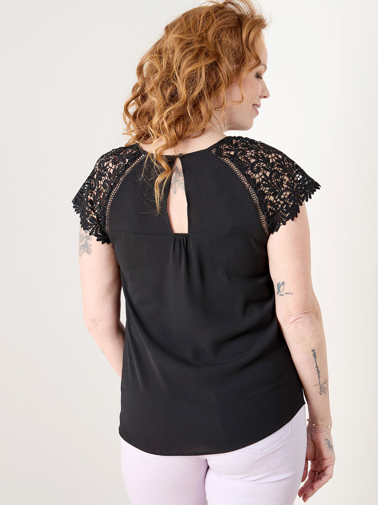Short Lace Sleeve Top Crepe