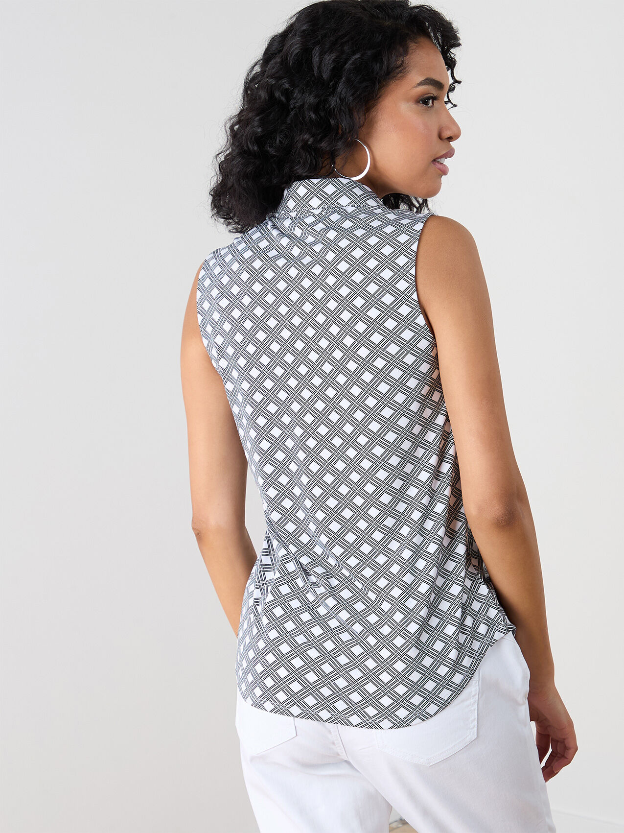 Sleeveless Collared V-Neck Top