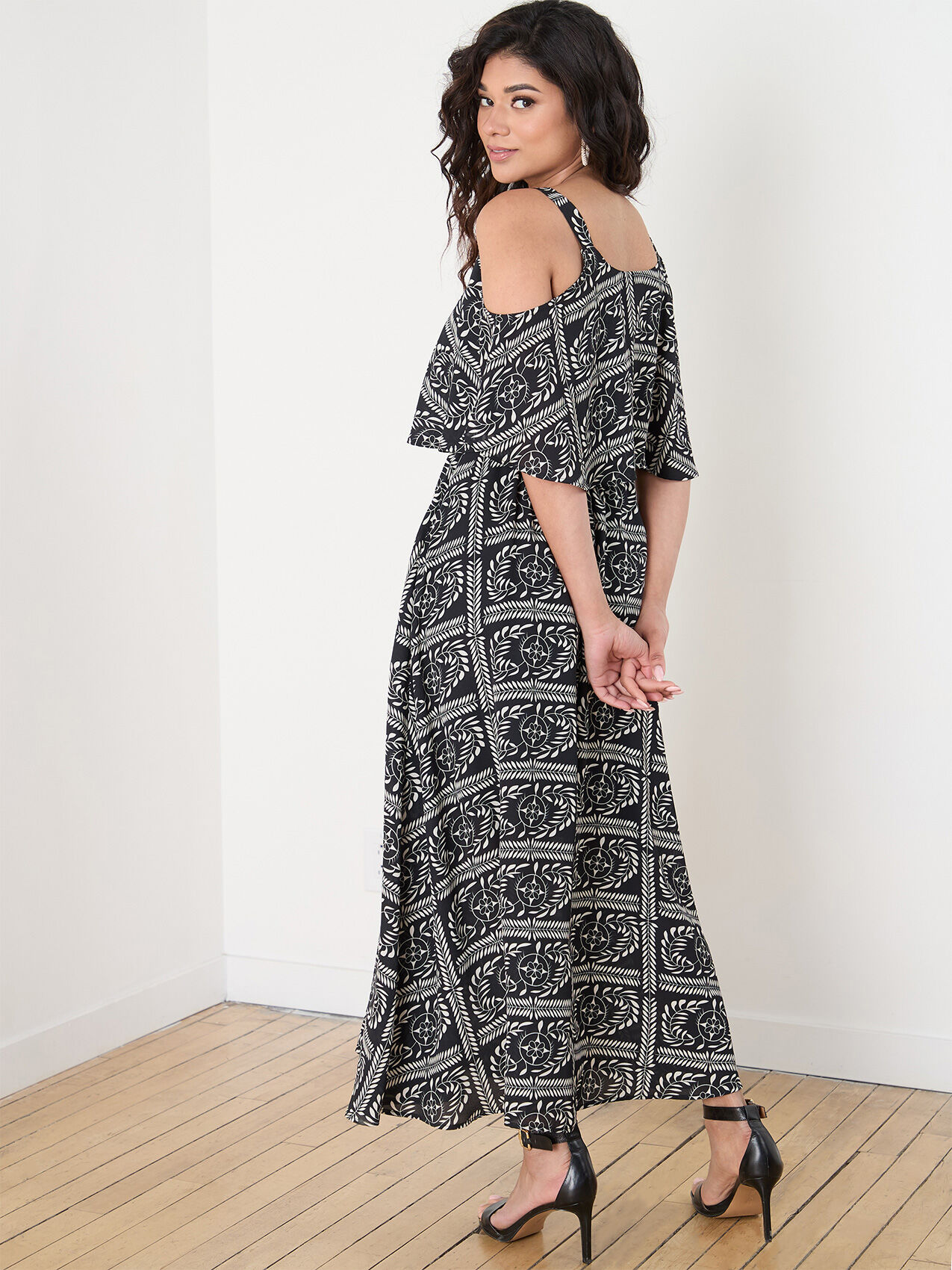 Petite Crepe de Chine Cold Shoulder Maxi Dress