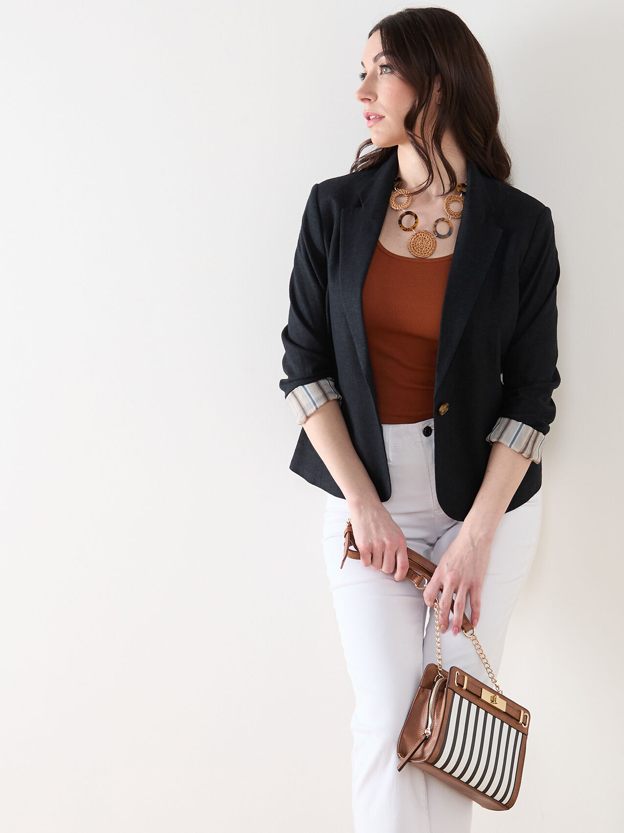 Tortoiseshell Ring and Woven Disc Short Gold Necklace