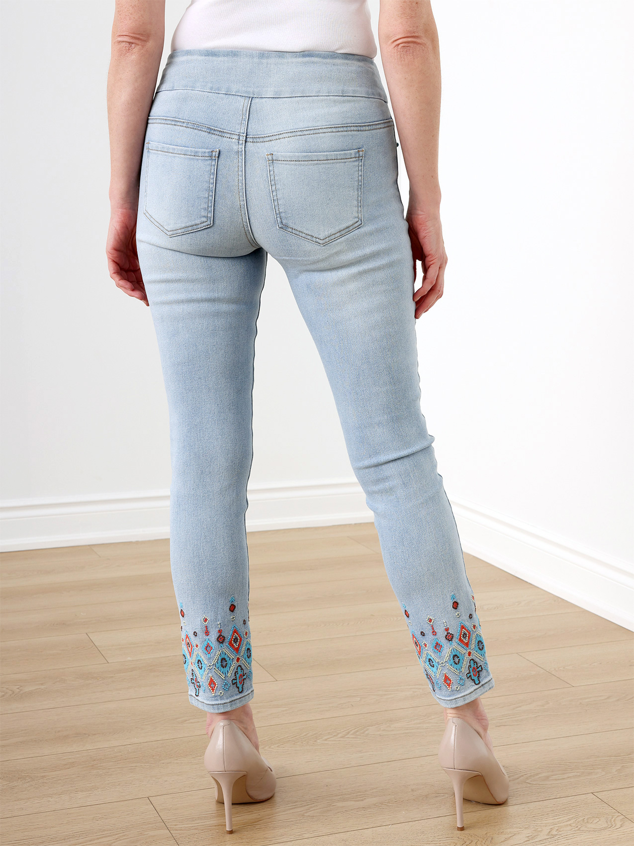 Light Wash Aztec Embroidered Ankle Jeans by GG Jeans